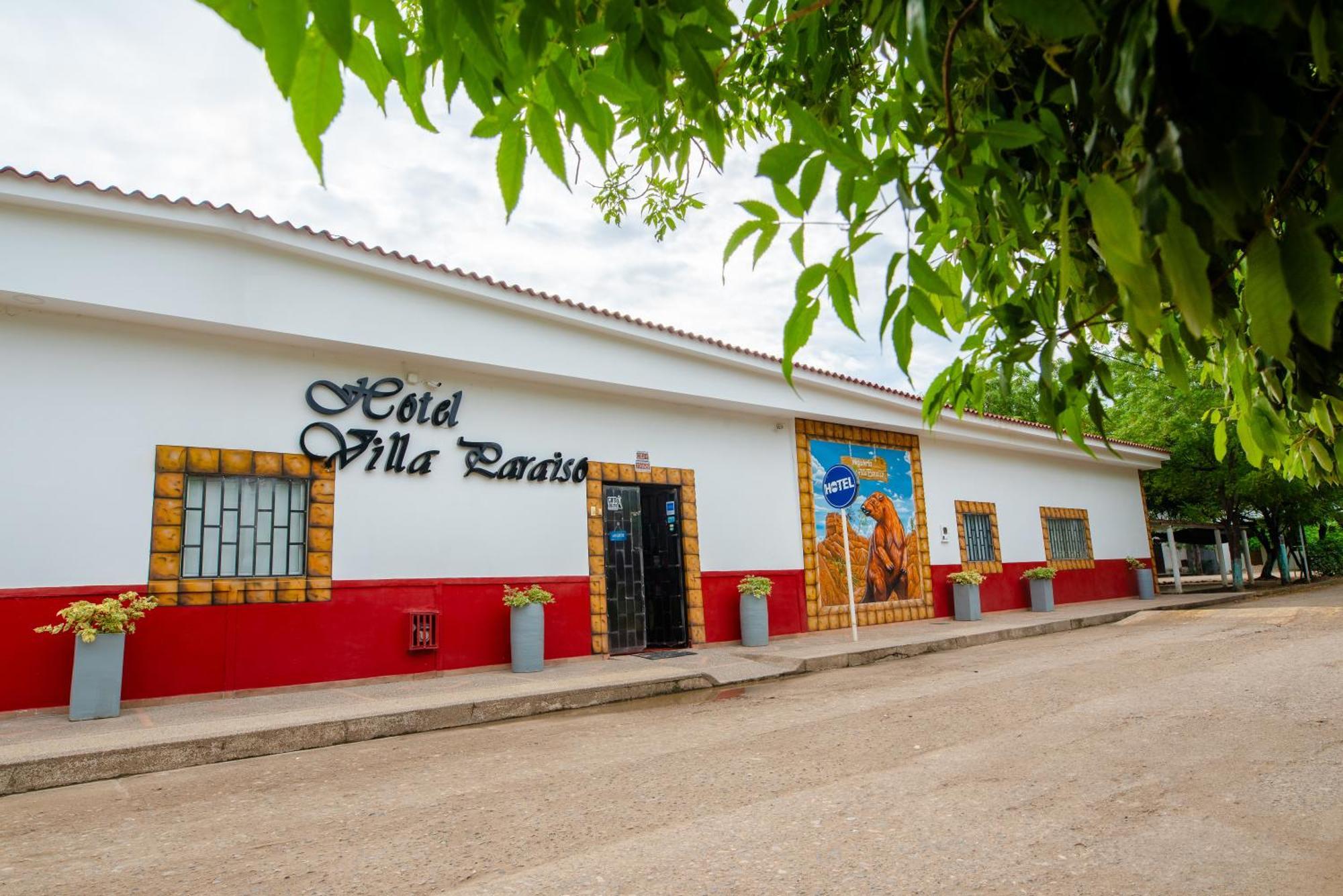Hotel Villa Paraiso Villavieja Luaran gambar